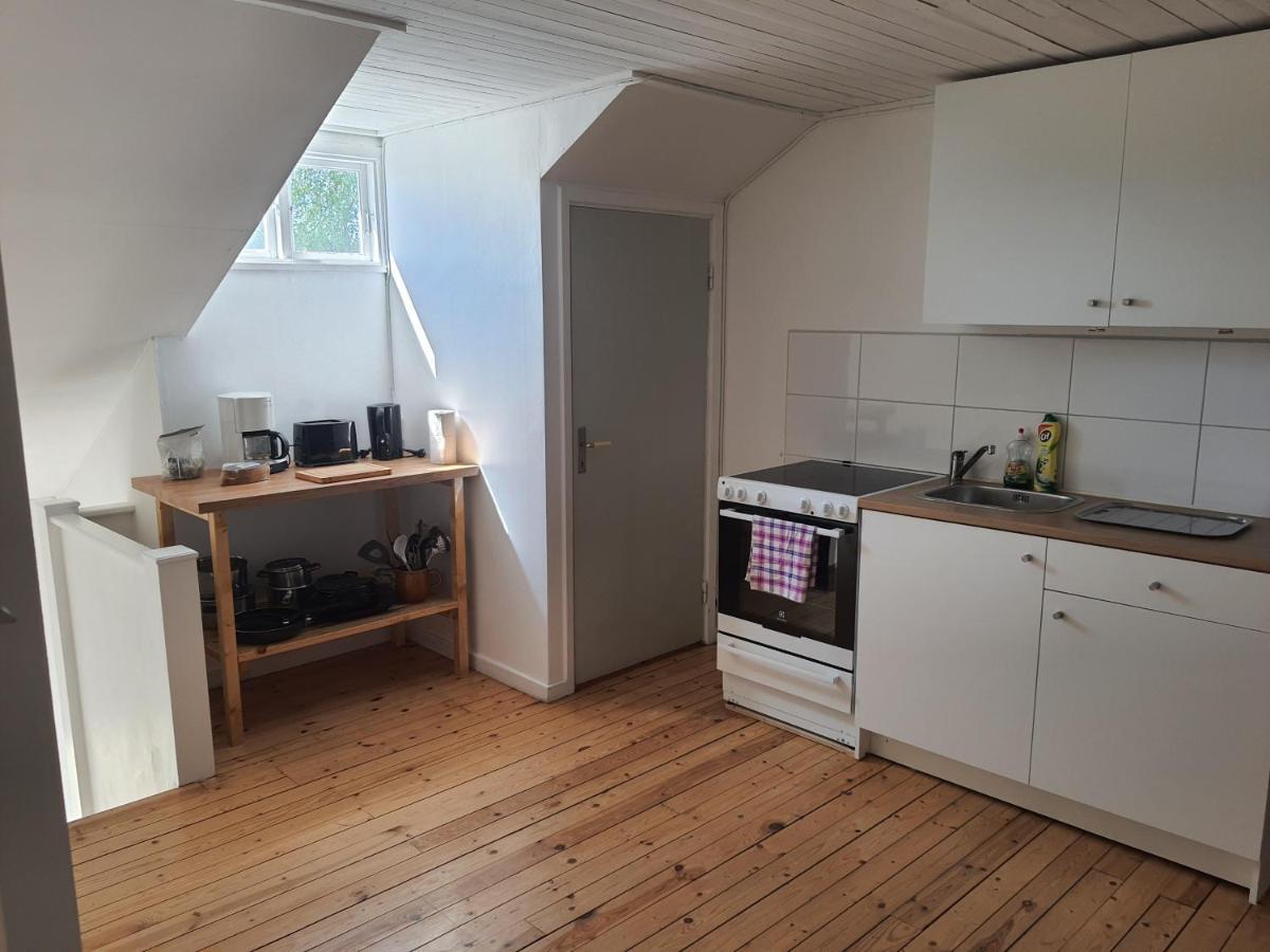 Liten Laegenhet 2 + 2 Pers Fågelfors Eksteriør bilde