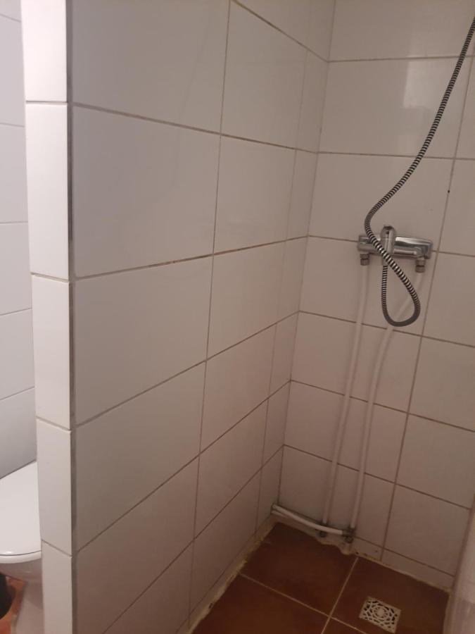 Liten Laegenhet 2 + 2 Pers Fågelfors Eksteriør bilde